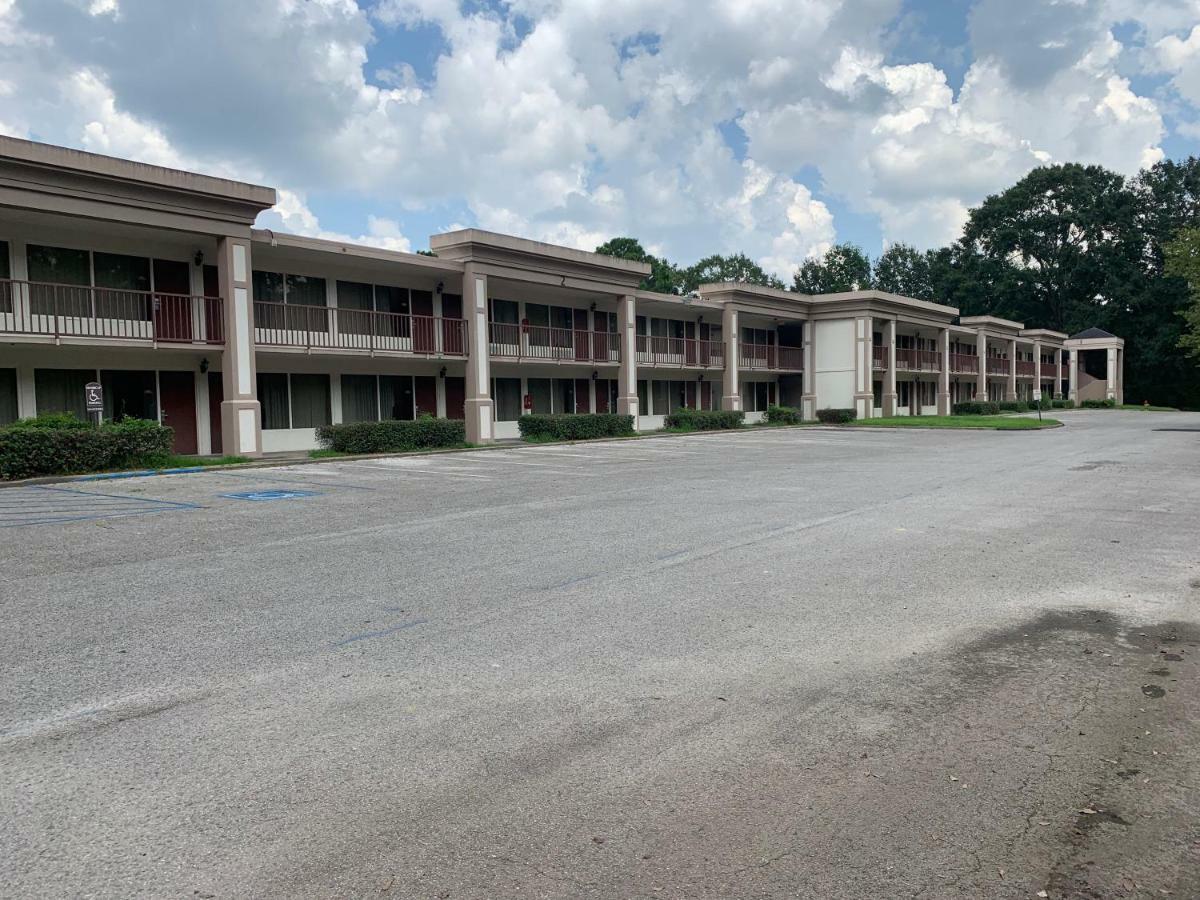 Garden Plaza Hotel Lafayette Exterior photo